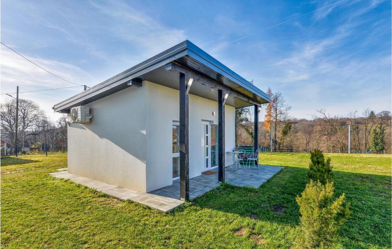 8 Bedroom Lovely Home In Durdevac Ðurđevac Kültér fotó