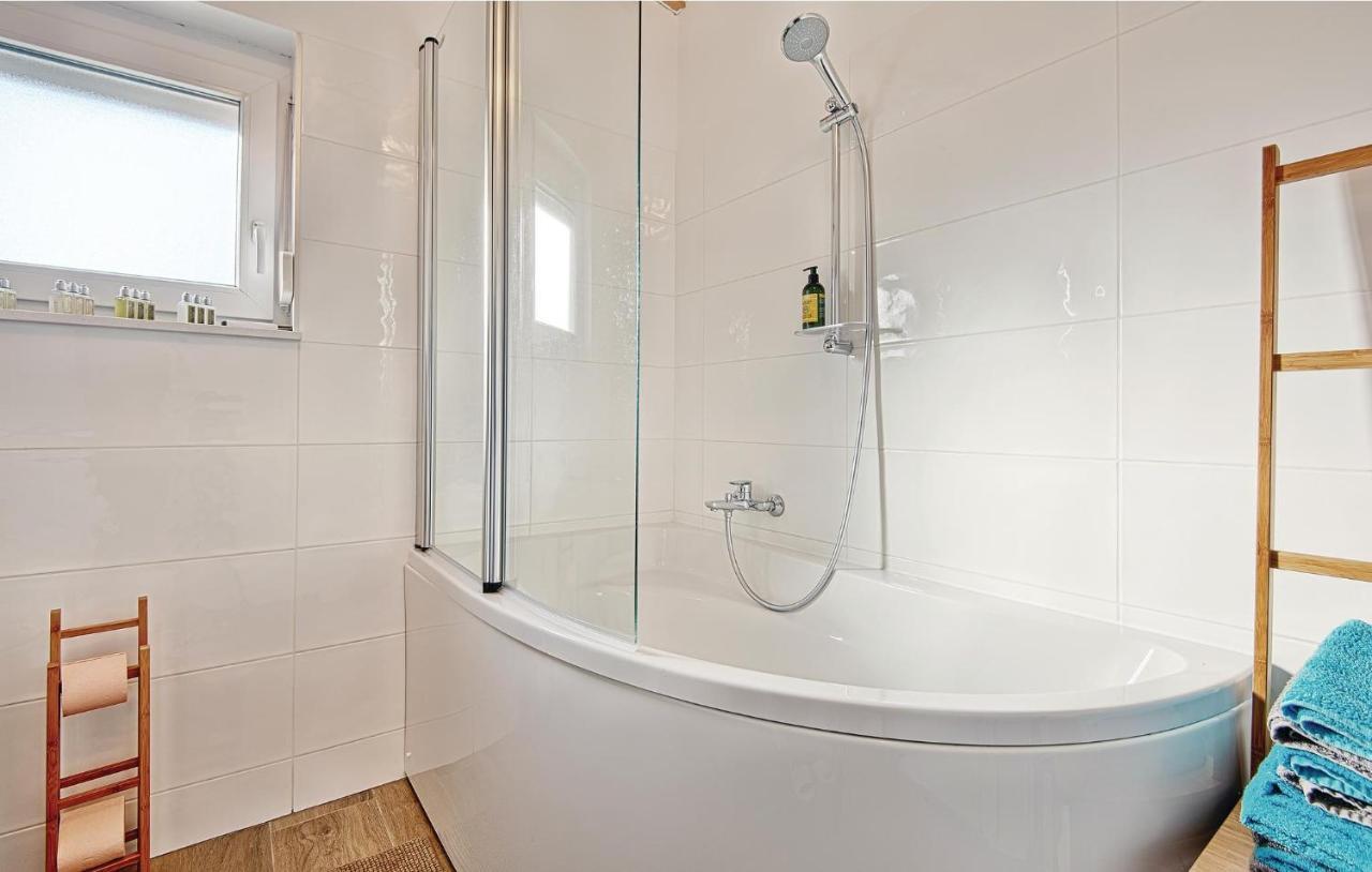 8 Bedroom Lovely Home In Durdevac Ðurđevac Kültér fotó
